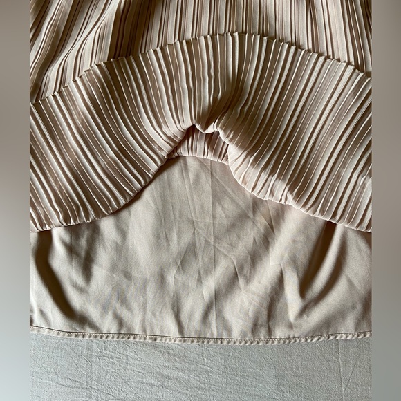 Zara Beige Pleated Midi Skirt - Picture 2 of 5